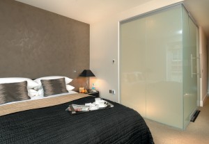 LC SmartGlass electric privacy glass switchable by SmartGlass International