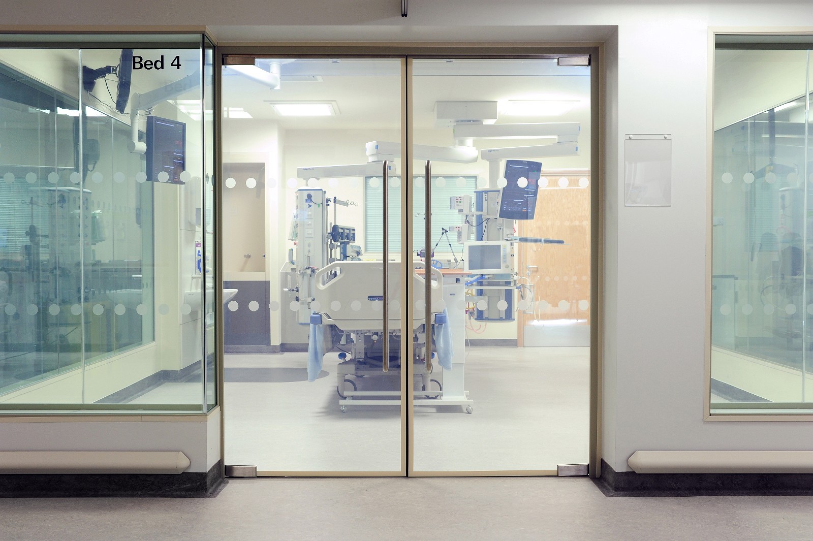 Smart Glass in Hospital