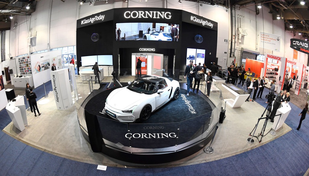 Corning smartglass