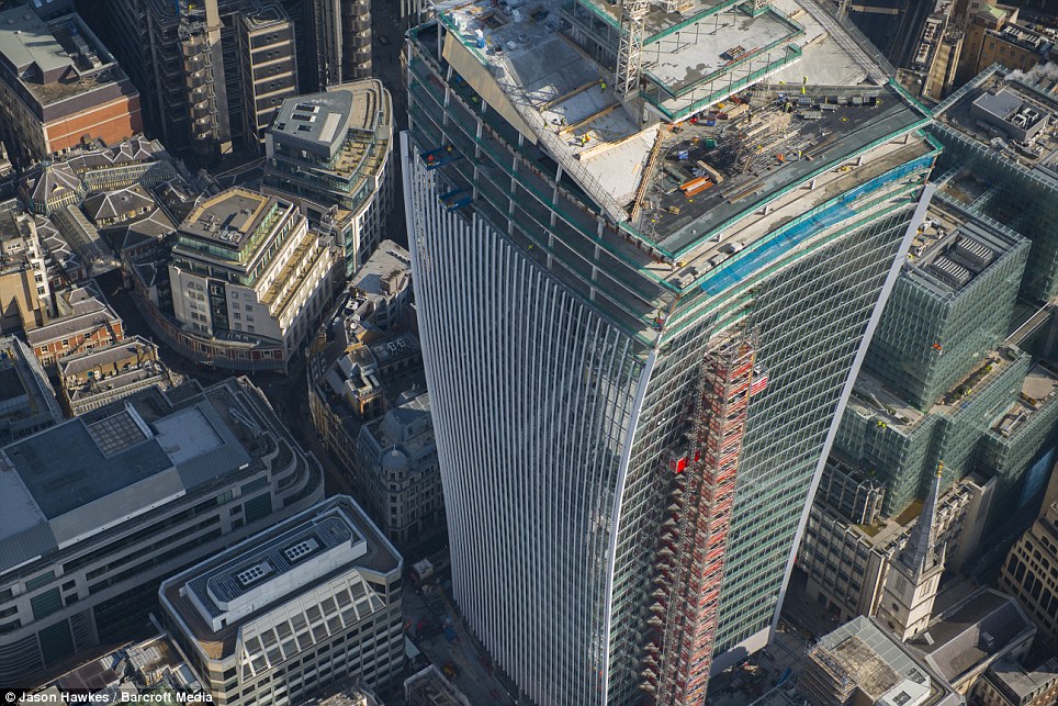 Skyscrapers boom in London - SmartGlass International Blog